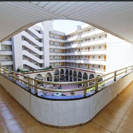 Apartamento en centro de Salou con 3 piscinas. Exterior foto